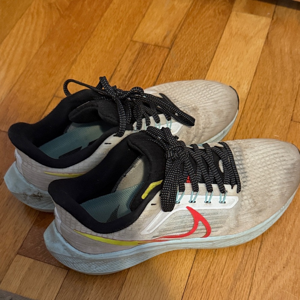 Gray and Black Nike women’s size 6.5